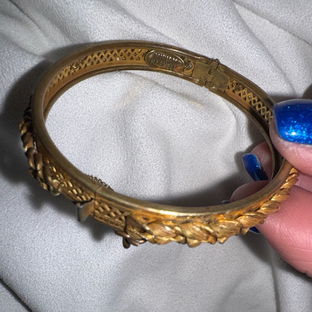 Vintage 1960s Miriam Haskell Bronze/Gold Hinged  Bracelet w/Safety Chain, 7"